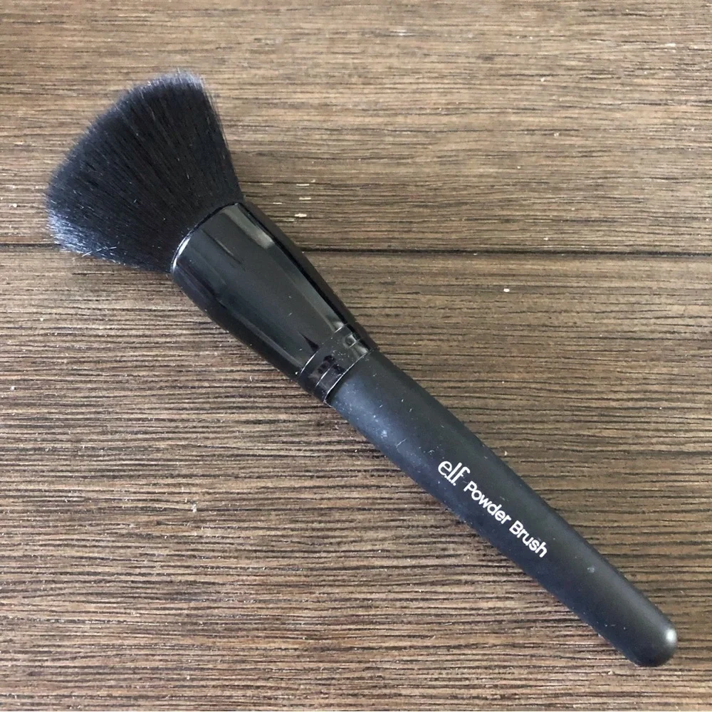 ELF Make-up Brush: Powder Brush